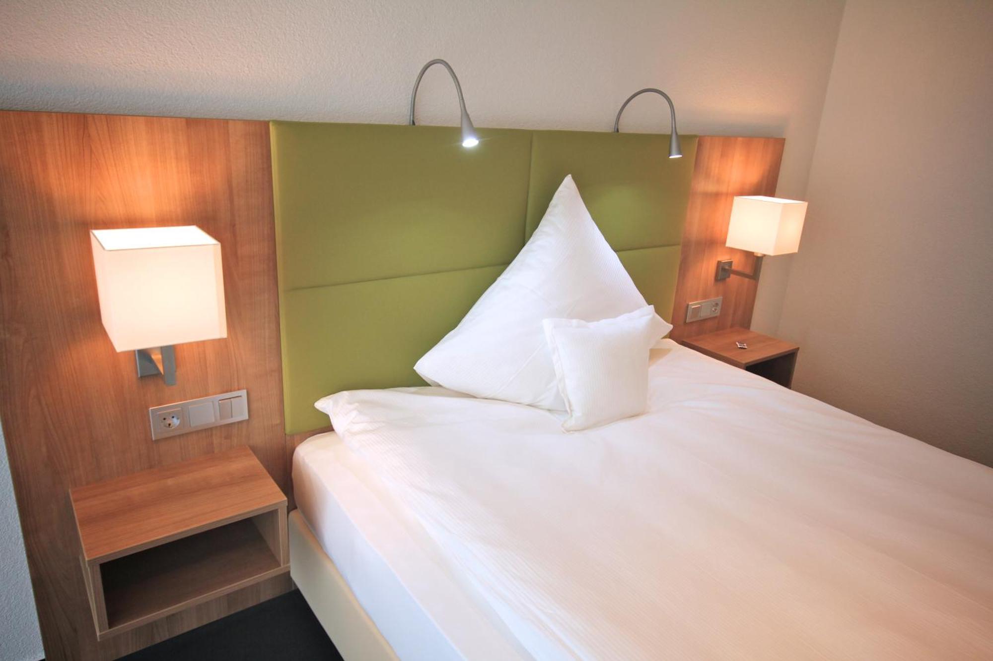 Hotel Go2Bed Weil Am Rhein - Basel エクステリア 写真