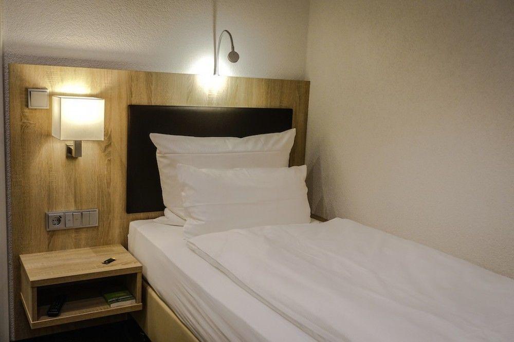 Hotel Go2Bed Weil Am Rhein - Basel エクステリア 写真