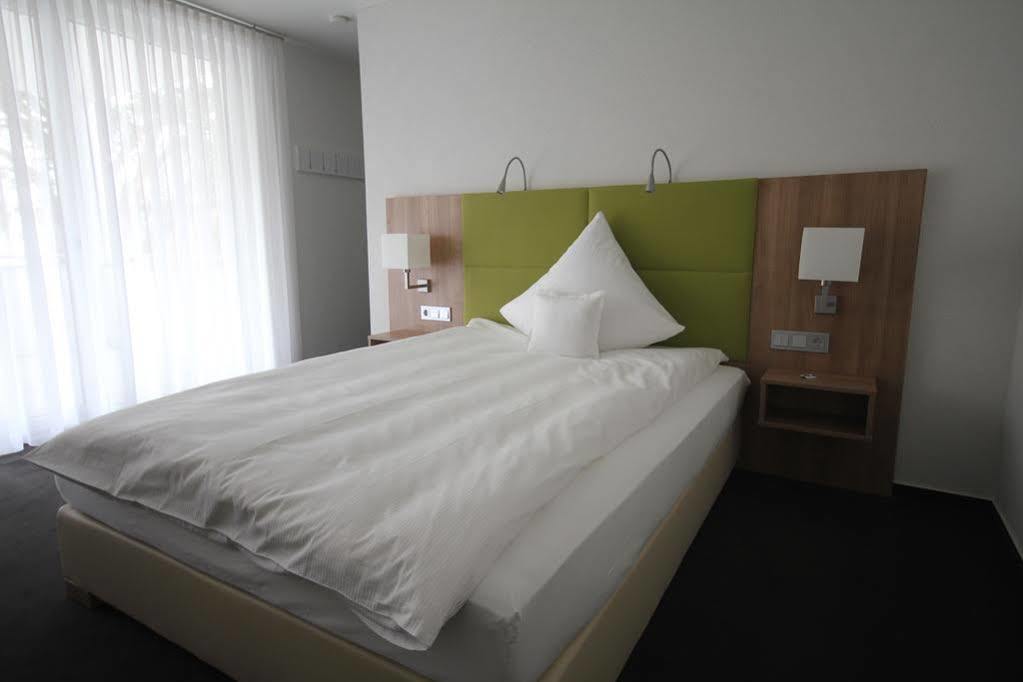 Hotel Go2Bed Weil Am Rhein - Basel エクステリア 写真